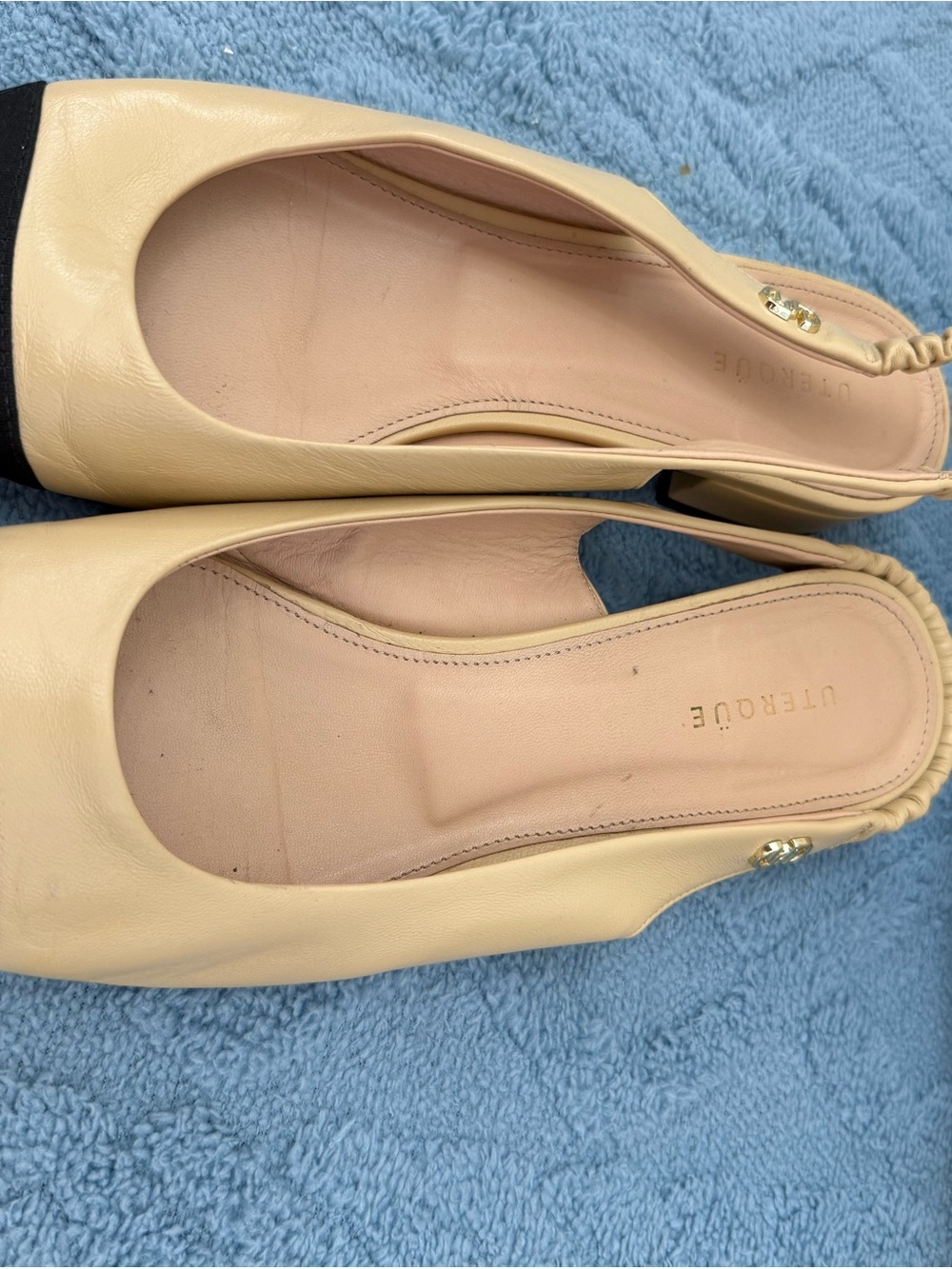 Uterque Cream Slingback Flats with Black Toe Cap